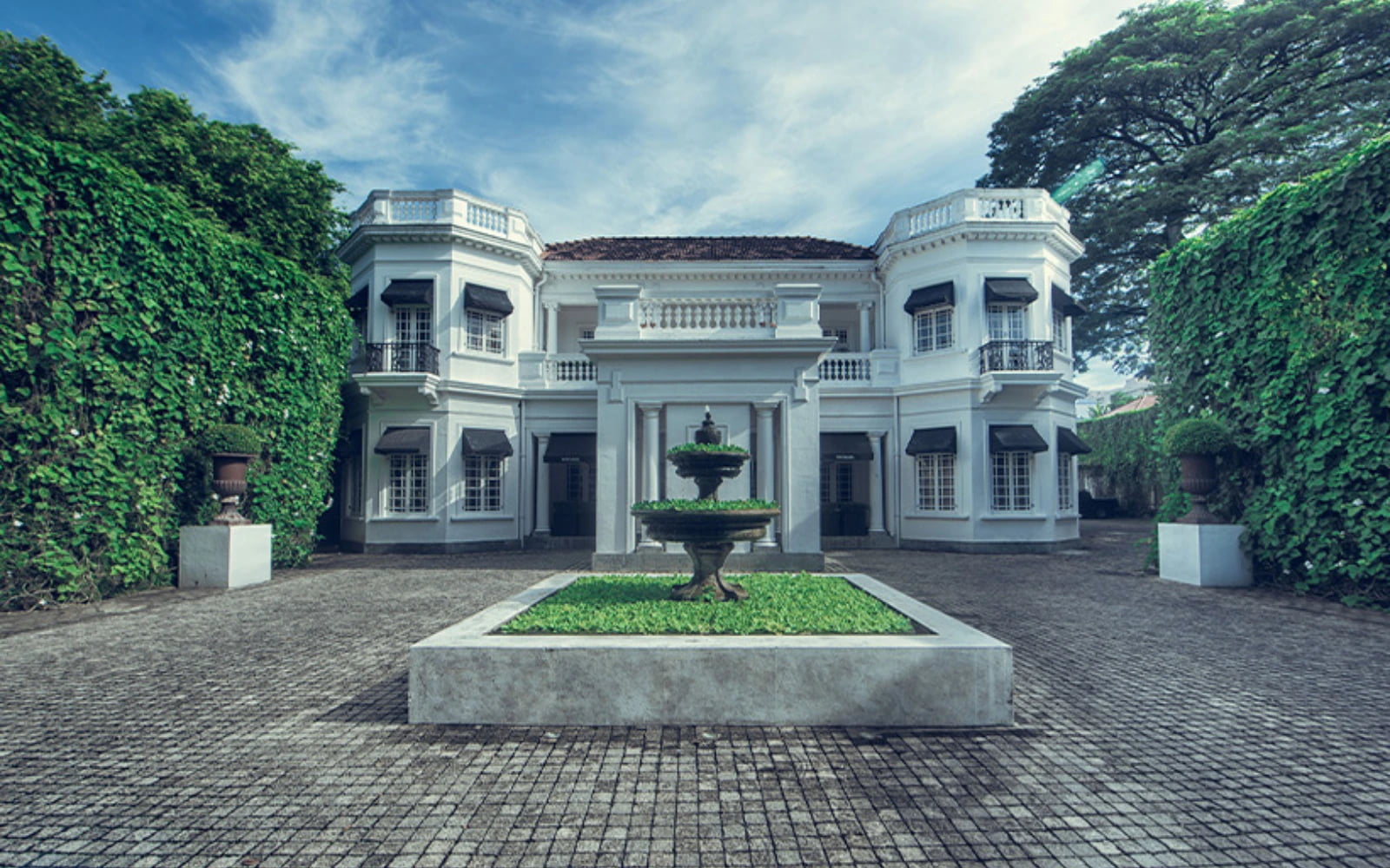 Tintagel Colombo