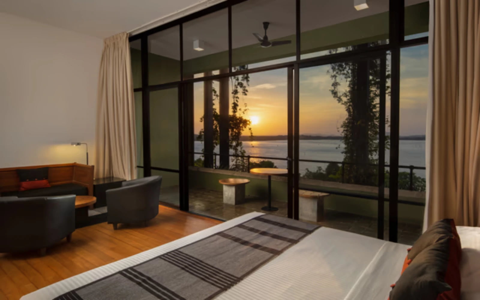 Luxury Panoramic