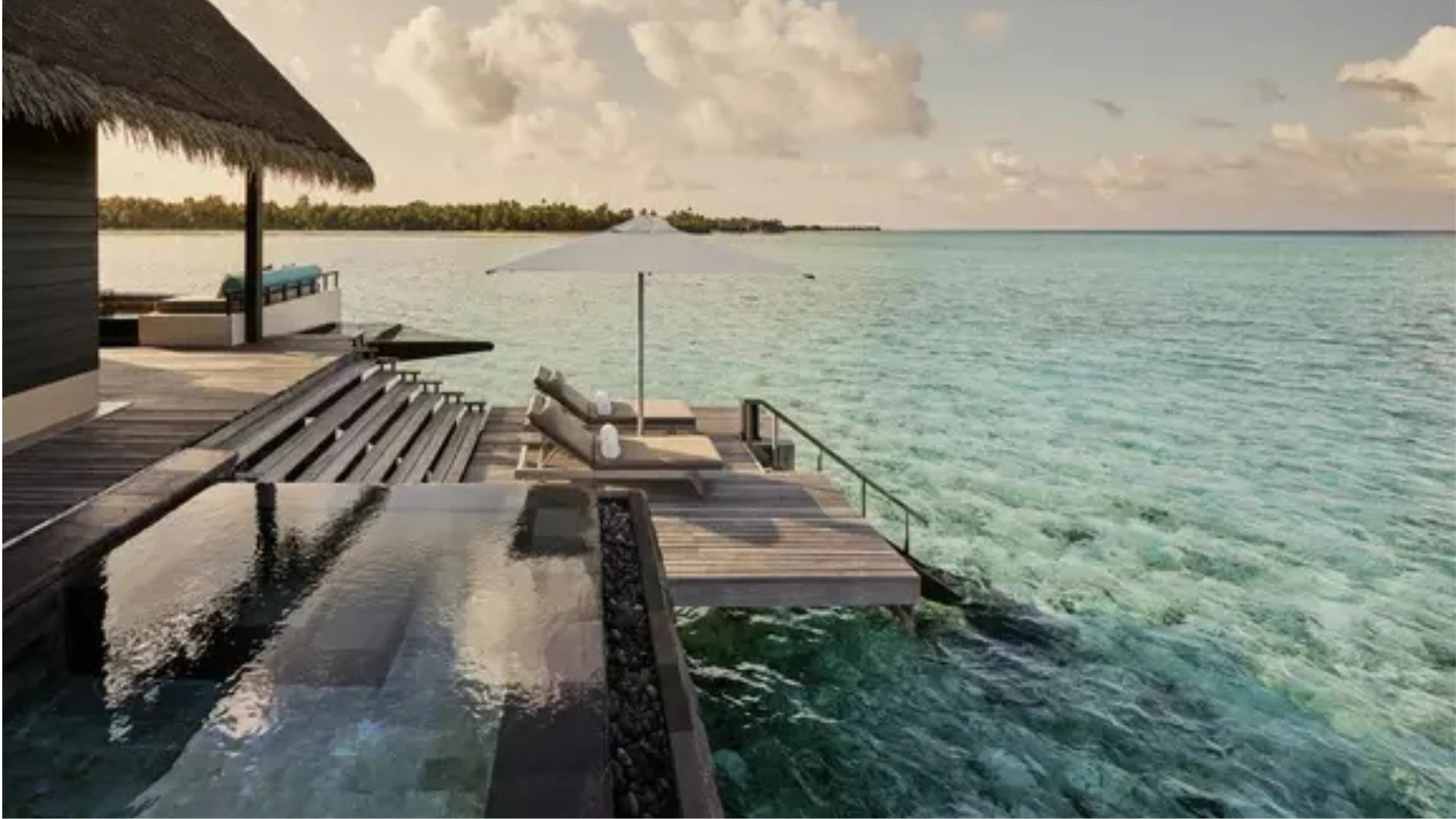 Water Villa With Pool