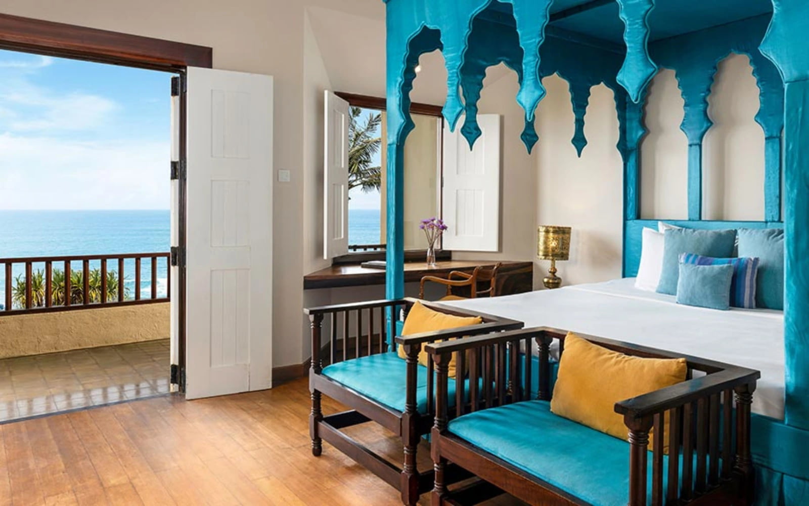 Themed Suite