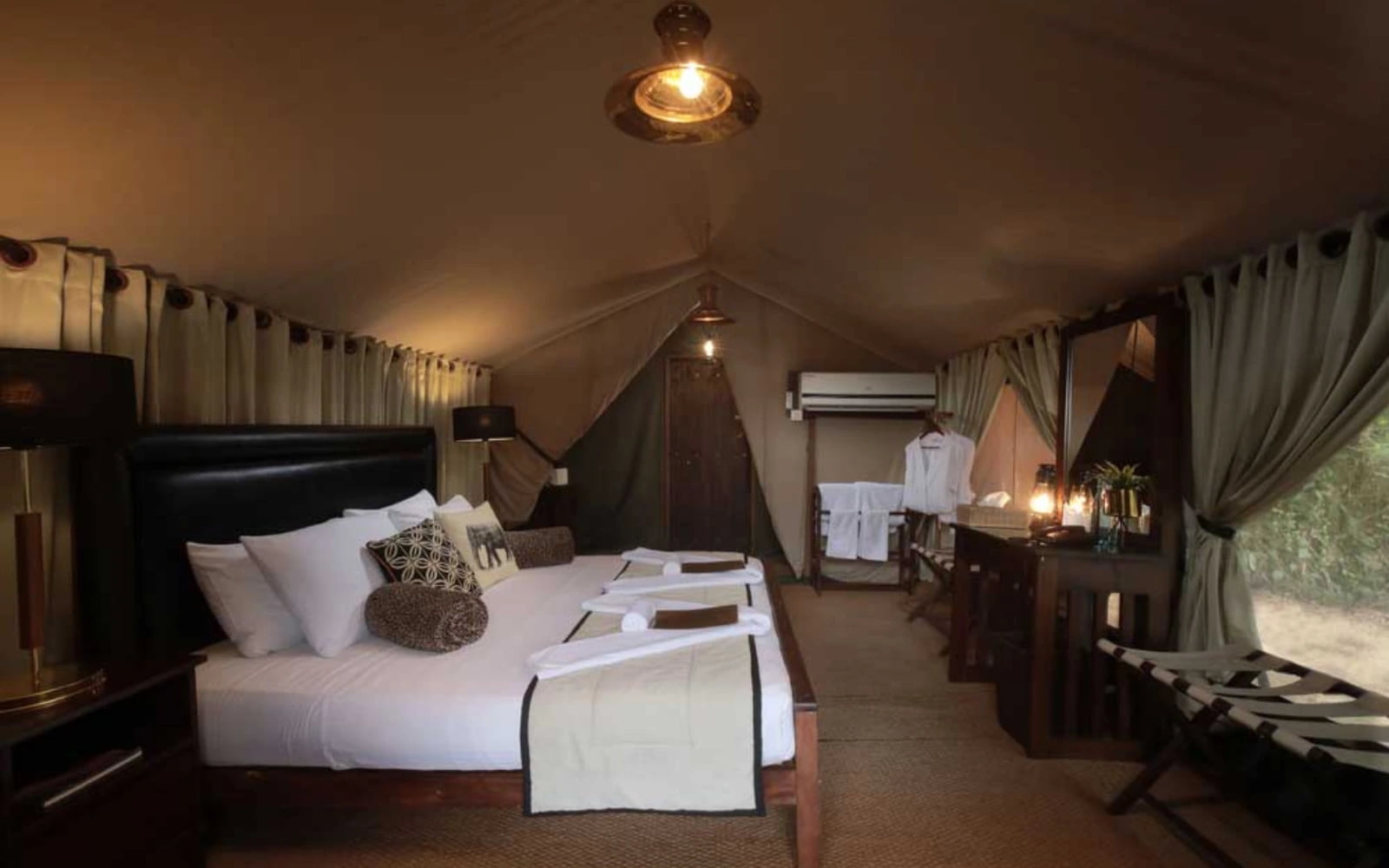 Deluxe Tent